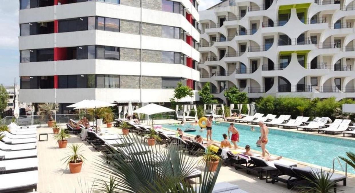 Grazzia Deluxe Apartments Năvodari 외부 사진